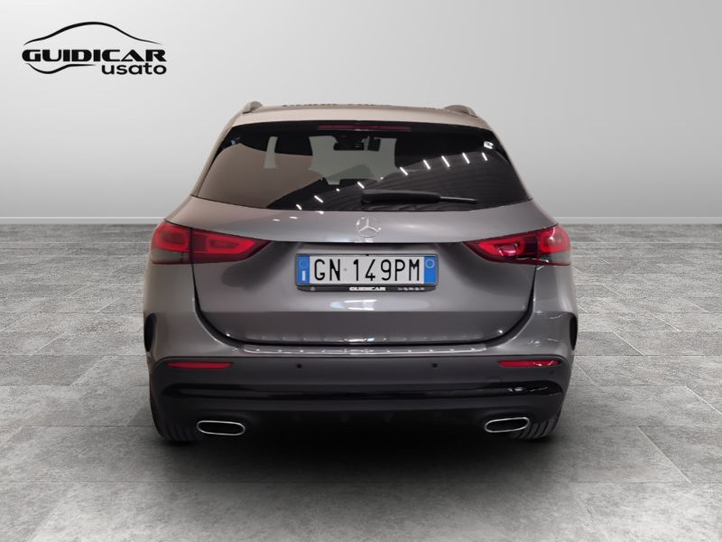 GuidiCar - Mercedes GLA 2023 GLA 180 d Premium auto Usato