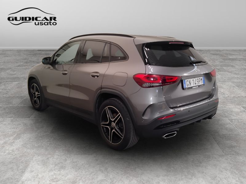 GuidiCar - Mercedes GLA 2023 GLA 180 d Premium auto Usato