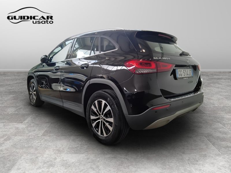GuidiCar - Mercedes GLA 2021 GLA 180 d Sport auto Usato