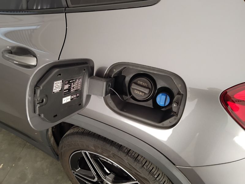 GuidiCar - Mercedes GLA 2023 GLA 180 d Premium auto Usato