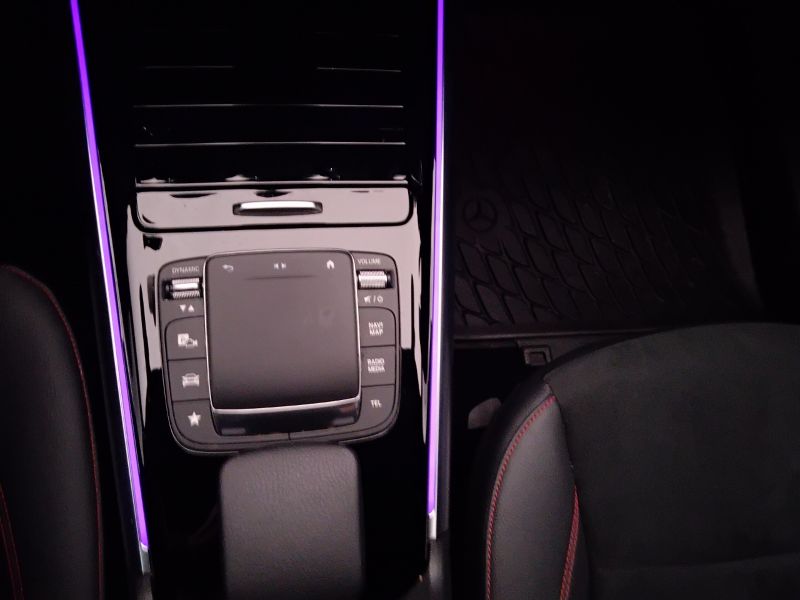 GuidiCar - Mercedes GLA 2023 GLA 180 d Premium auto Usato