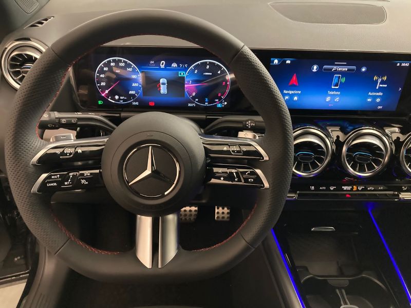 GuidiCar - MERCEDES BENZ NUOVA GLA GLA 180d Automatic