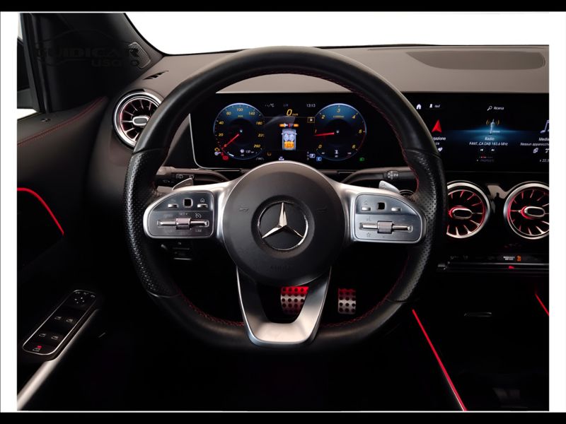 GuidiCar - Mercedes GLA 2021 GLA 200 d Premium 4matic auto Usato