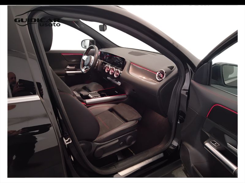 GuidiCar - Mercedes GLA 2021 GLA 200 d Premium 4matic auto Usato