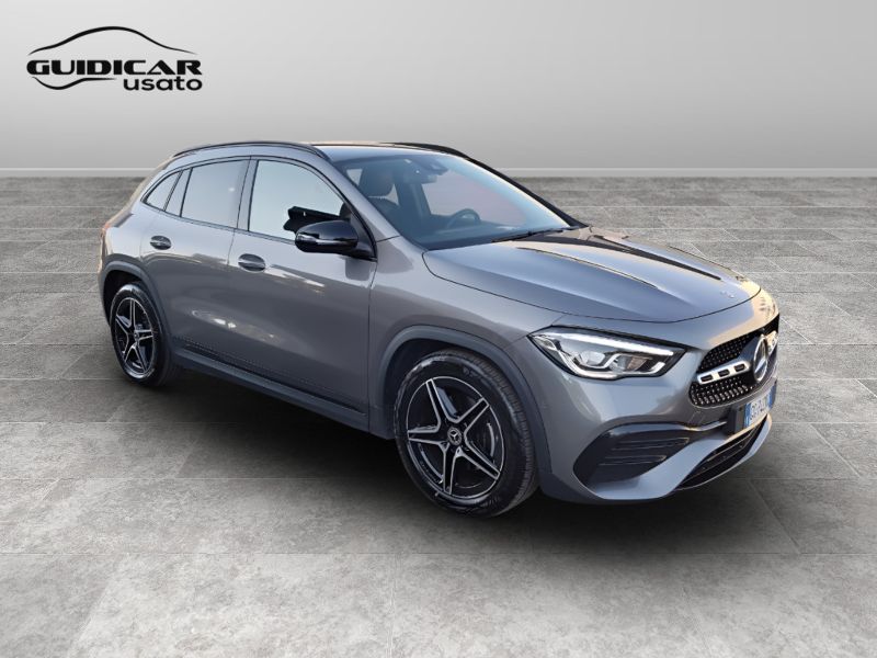 GuidiCar - Mercedes GLA 2021 GLA 200 d Premium 4matic auto Usato
