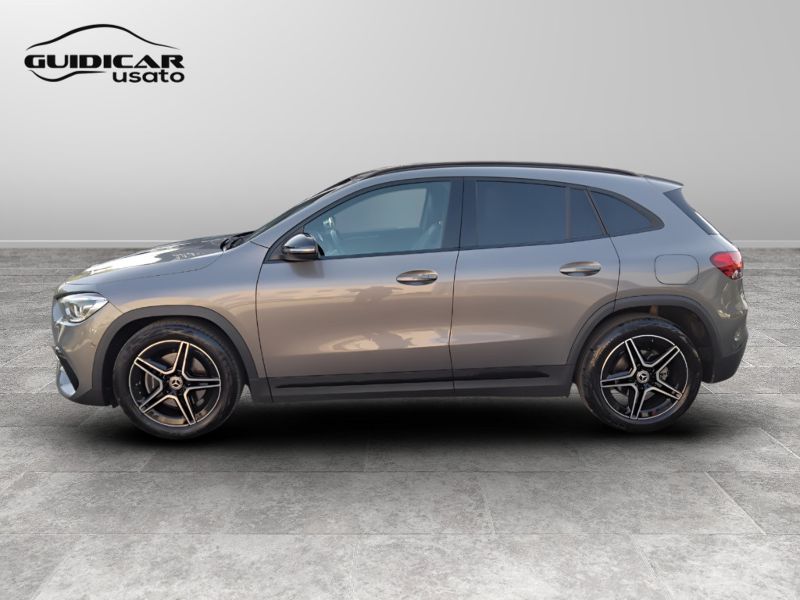 GuidiCar - Mercedes GLA 2021 GLA 200 d Premium 4matic auto Usato