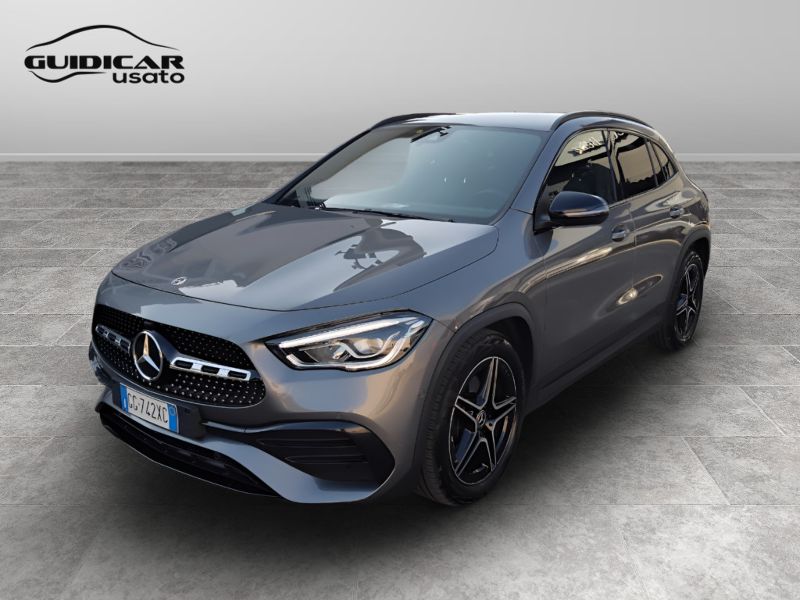 GuidiCar - Mercedes GLA 2021 GLA 200 d Premium 4matic auto Usato