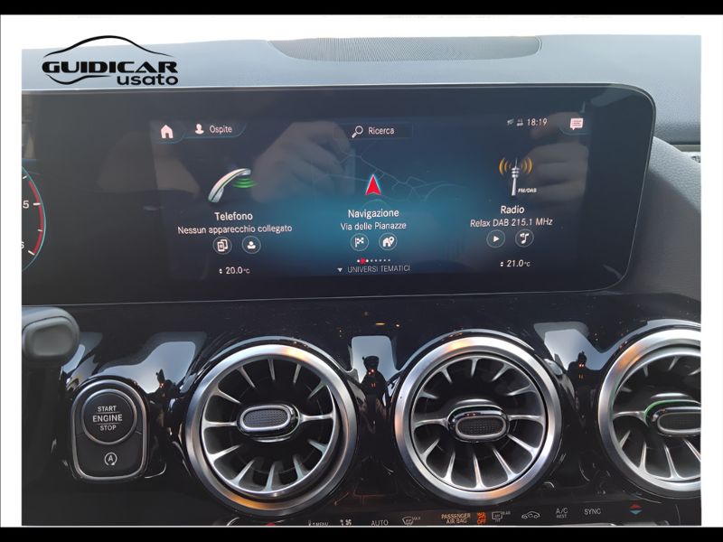 GuidiCar - Mercedes GLA 2021 GLA 200 d Premium 4matic auto Usato