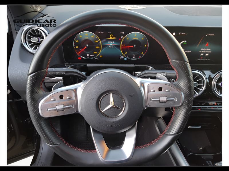 GuidiCar - Mercedes GLA 2023 GLA 200 d Premium 4matic auto Usato