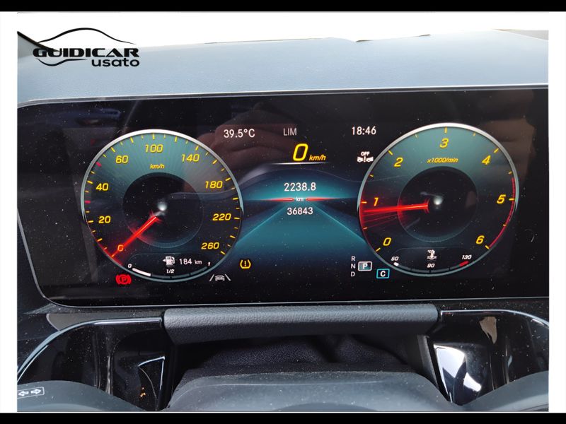 GuidiCar - Mercedes GLA 2023 GLA 200 d Premium 4matic auto Usato