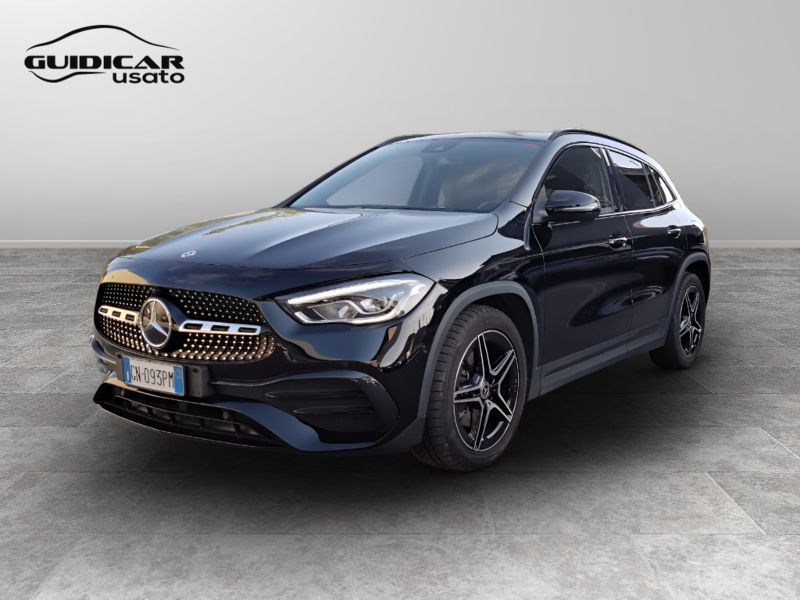 GuidiCar - Mercedes GLA 2023 GLA 200 d Premium 4matic auto Usato