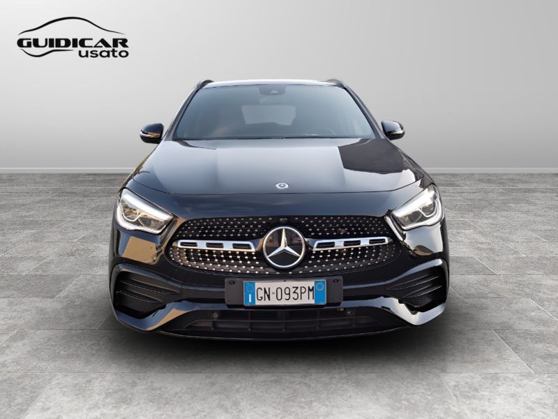 GuidiCar - Mercedes GLA 2023 GLA 200 d Premium 4matic auto Usato