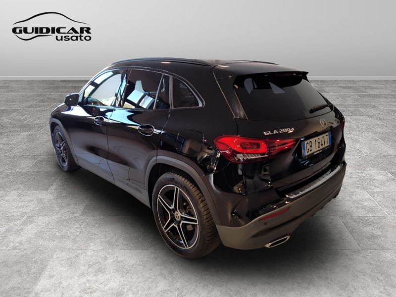 GuidiCar - Mercedes GLA 2020 GLA 200 d Premium auto Usato