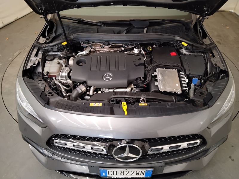 GuidiCar - Mercedes GLA 2022 GLA 200 d Premium auto Usato