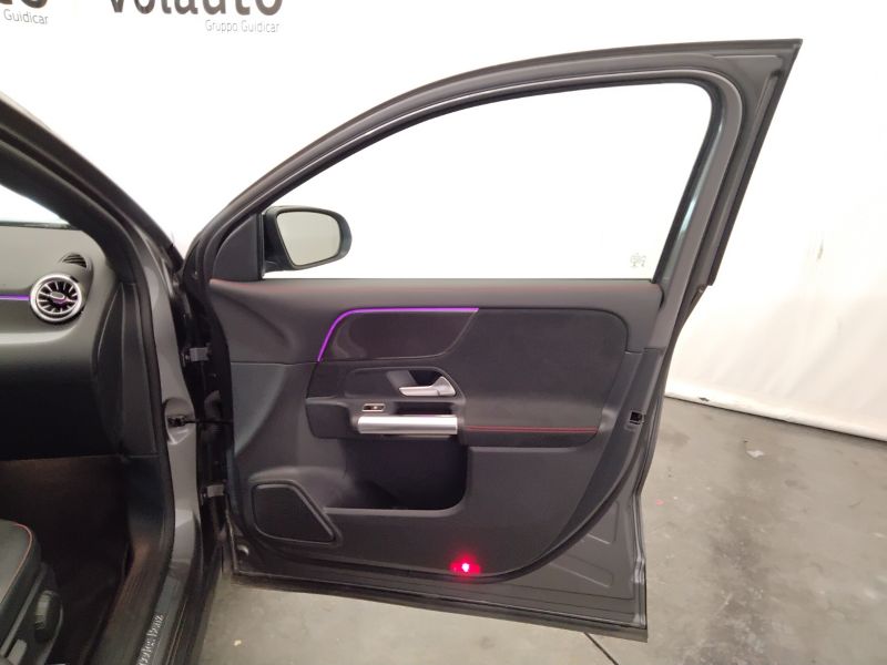 GuidiCar - Mercedes GLA 2022 GLA 200 d Premium auto Usato