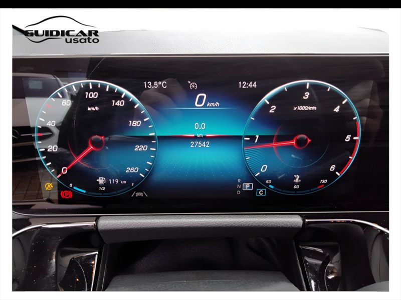 GuidiCar - Mercedes GLA 2022 GLA 200 d Premium auto Usato