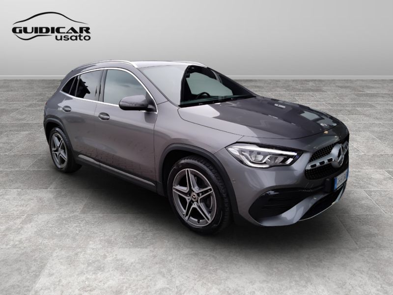 GuidiCar - Mercedes GLA 2022 GLA 200 d Premium auto Usato
