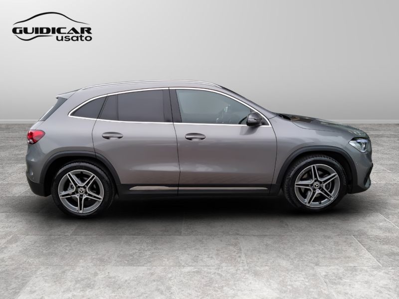 GuidiCar - Mercedes GLA 2022 GLA 200 d Premium auto Usato