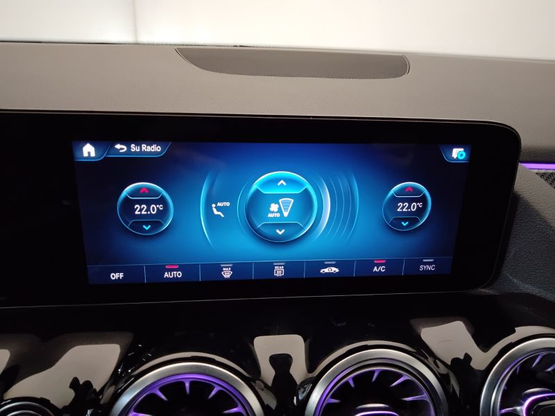 GuidiCar - Mercedes GLA 2022 GLA 200 d Premium auto Usato