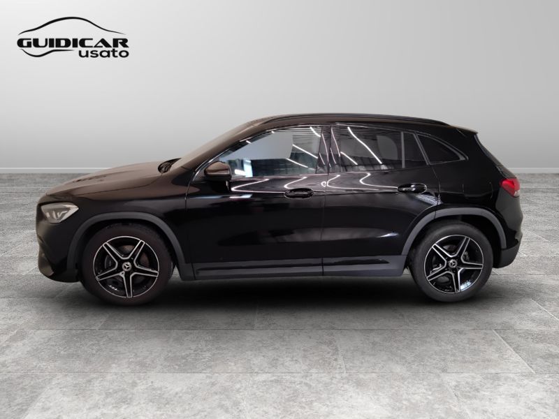 GuidiCar - Mercedes GLA 2022 GLA 200 d Premium auto Usato