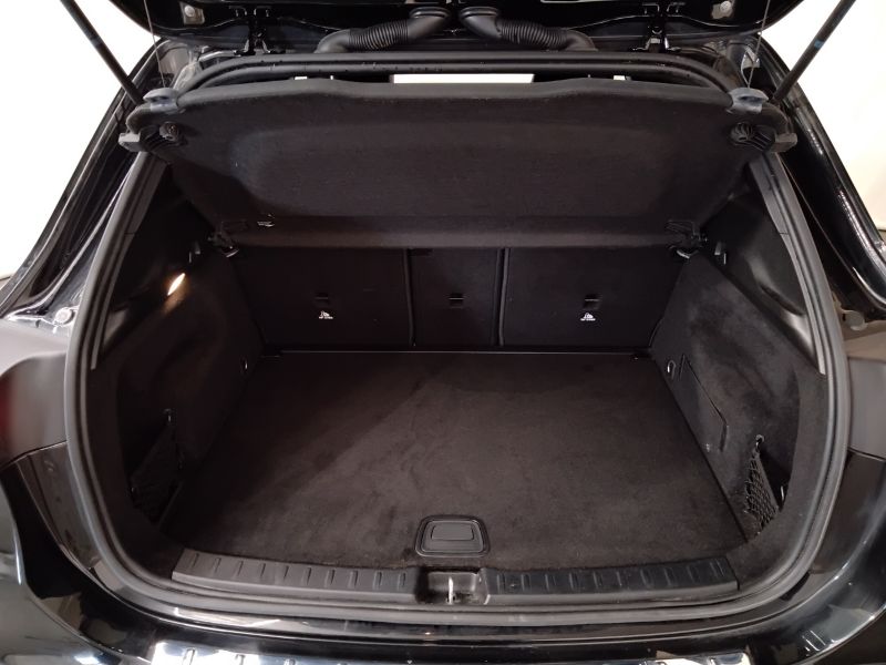 GuidiCar - Mercedes GLA 2022 GLA 200 d Premium auto Usato