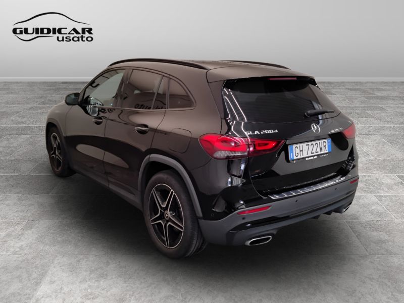 GuidiCar - Mercedes GLA 2022 GLA 200 d Premium auto Usato