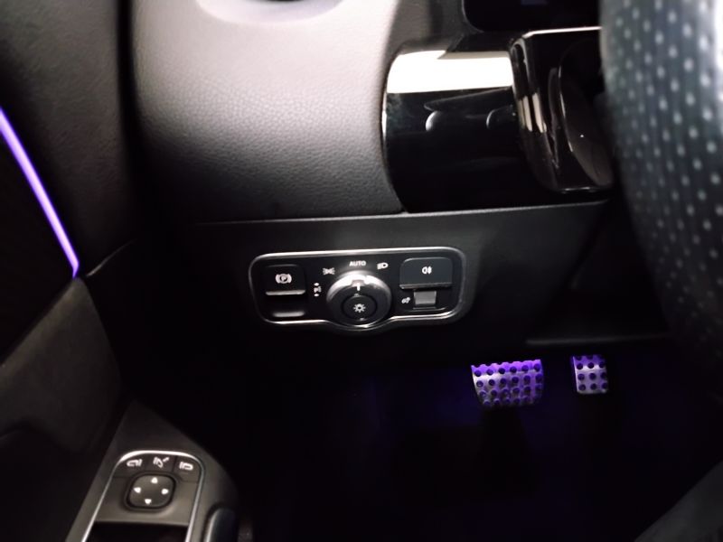 GuidiCar - Mercedes GLA 2022 GLA 200 d Premium auto Usato