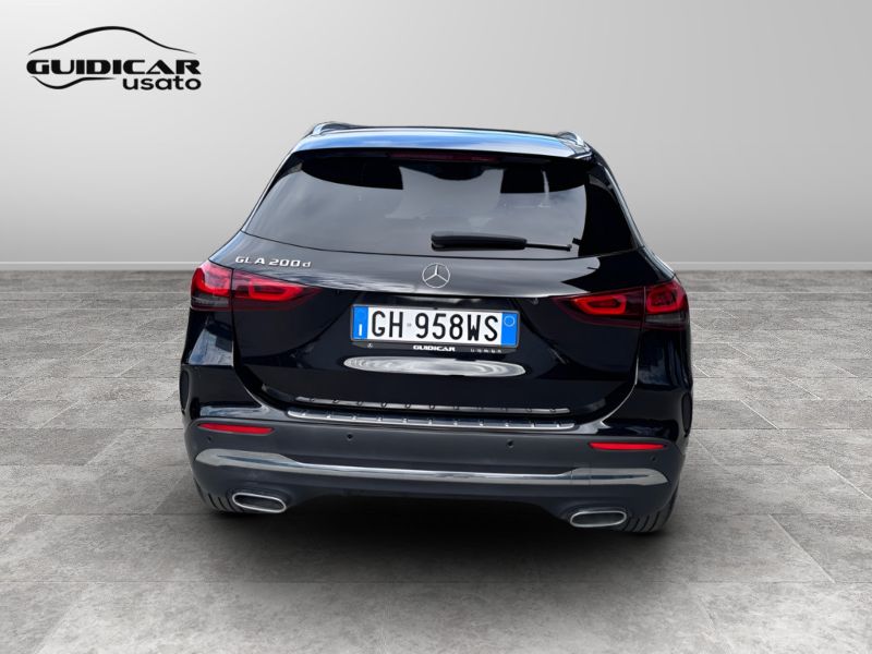 GuidiCar - Mercedes GLA 2022 GLA 200 d Premium auto Usato