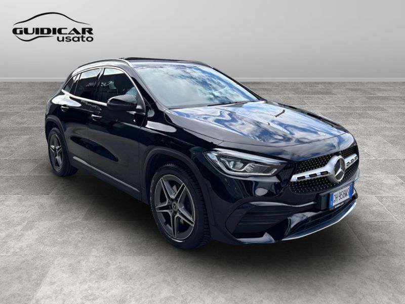 GuidiCar - Mercedes GLA 2022 GLA 200 d Premium auto Usato