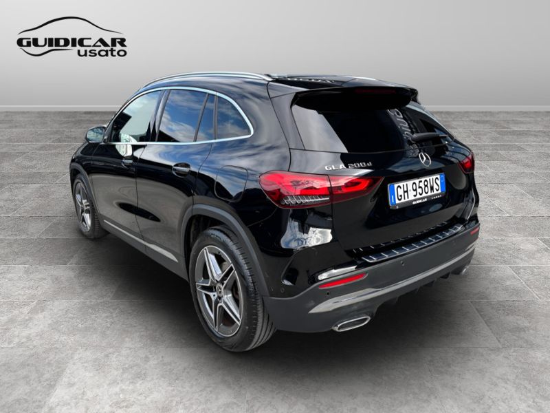 GuidiCar - Mercedes GLA 2022 GLA 200 d Premium auto Usato