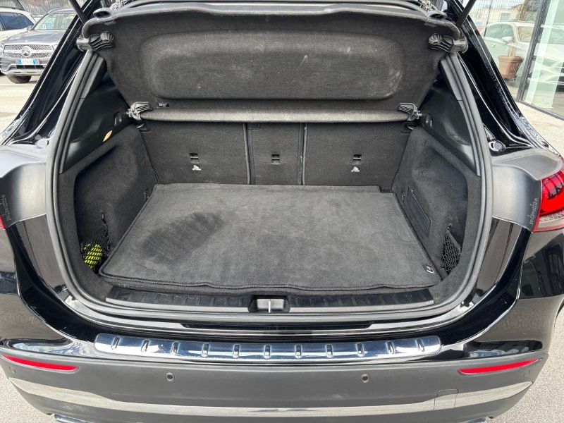 GuidiCar - Mercedes GLA 2022 GLA 200 d Premium auto Usato