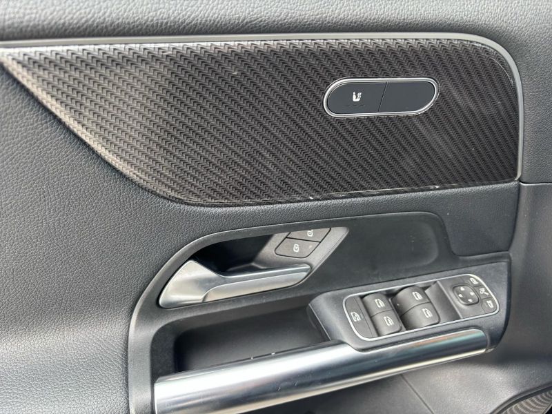 GuidiCar - Mercedes GLA 2022 GLA 200 d Premium auto Usato