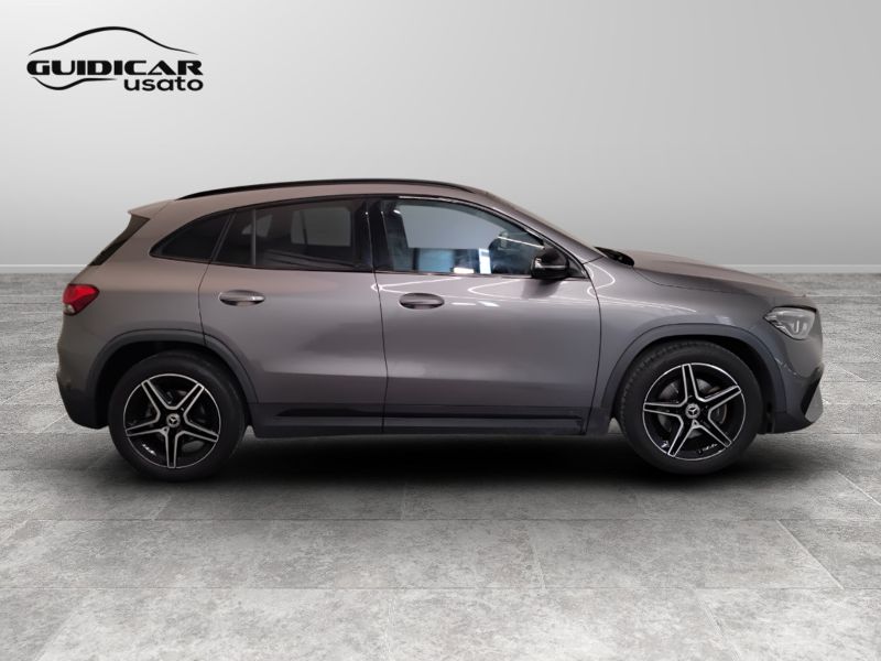 GuidiCar - Mercedes GLA 2022 GLA 200 d Premium auto Usato
