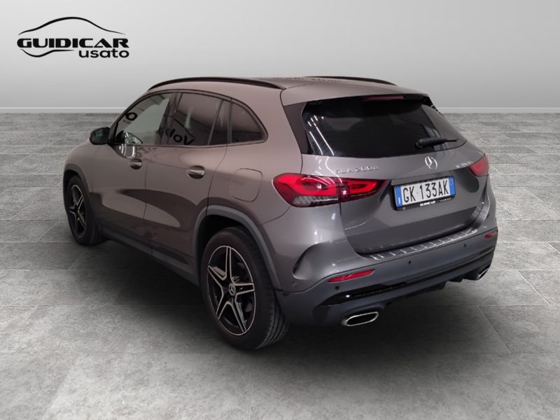 GuidiCar - Mercedes GLA 2022 GLA 200 d Premium auto Usato
