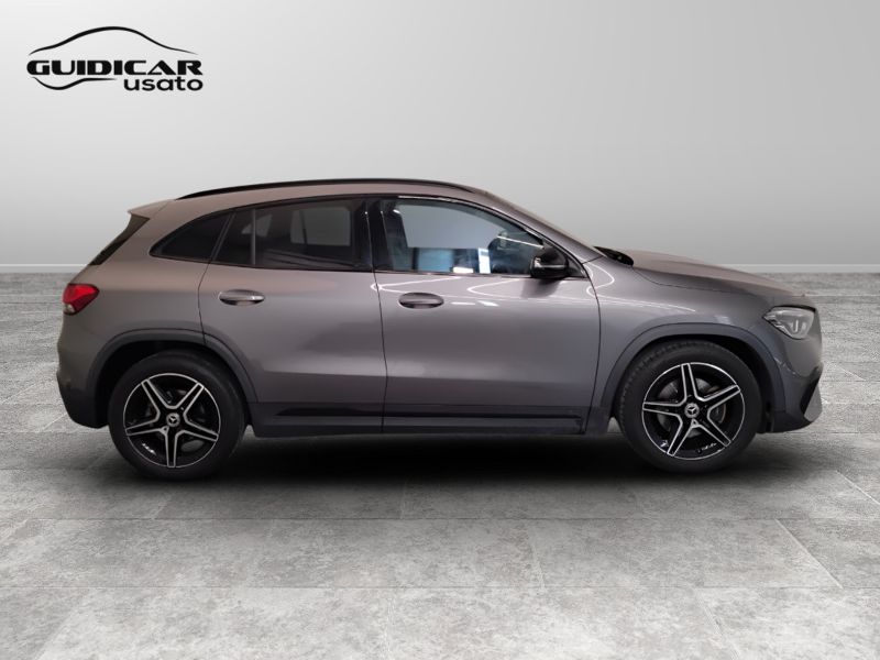 GuidiCar - Mercedes GLA 2022 GLA 200 d Premium auto Usato