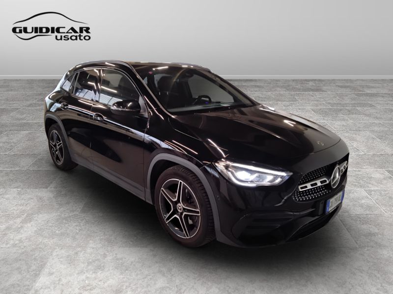 GuidiCar - Mercedes GLA 2022 GLA 200 d Premium auto Usato