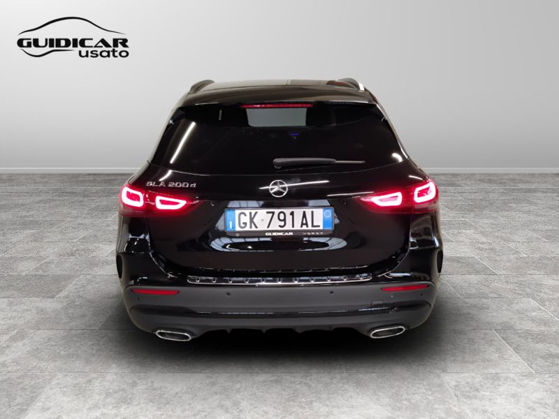 GuidiCar - Mercedes GLA 2022 GLA 200 d Premium auto Usato