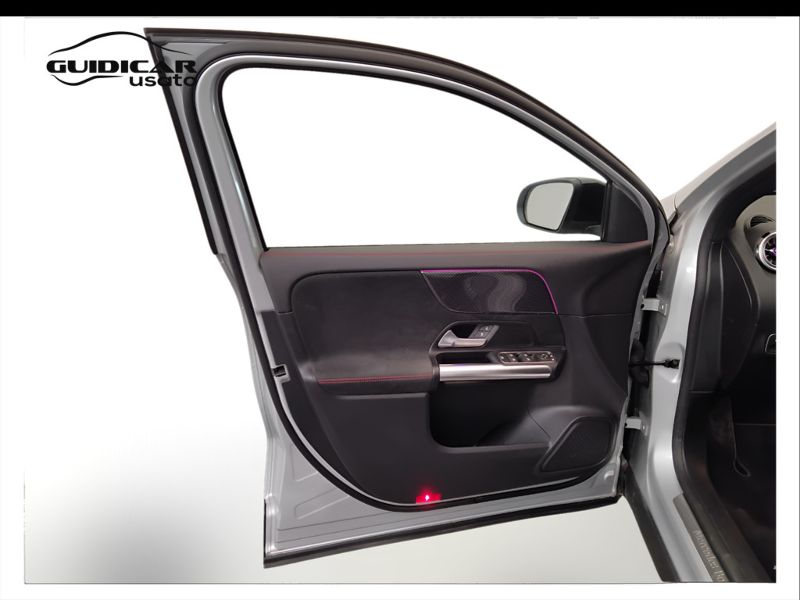 GuidiCar - Mercedes GLA 2022 GLA 200 d Premium auto Usato