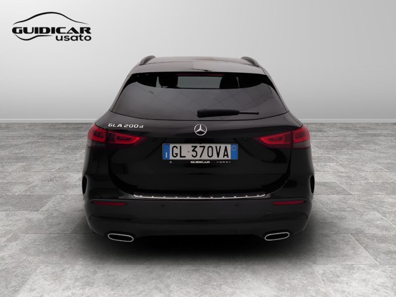 GuidiCar - Mercedes GLA 2022 GLA 200 d Premium auto Usato