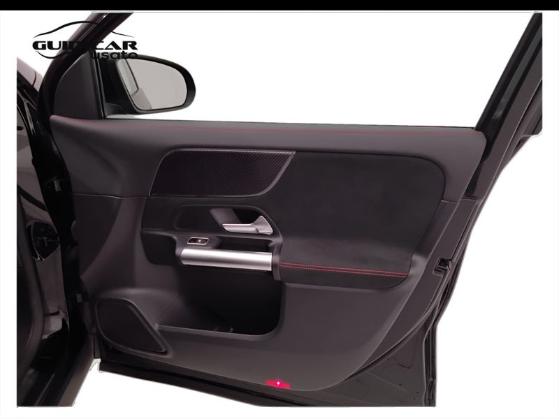 GuidiCar - Mercedes GLA 2022 GLA 200 d Premium auto Usato