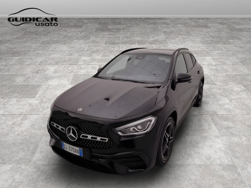 GuidiCar - Mercedes GLA 2022 GLA 200 d Premium auto Usato