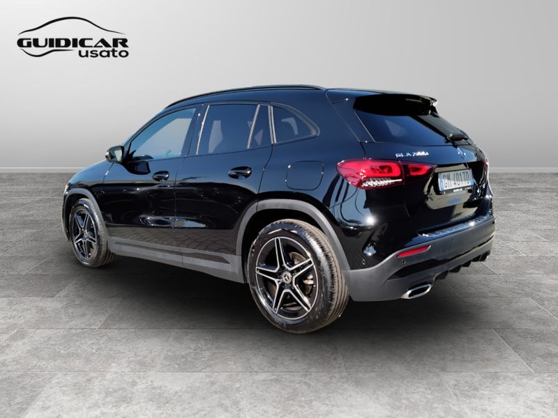 GuidiCar - Mercedes GLA 2023 GLA 200 d Premium auto Usato