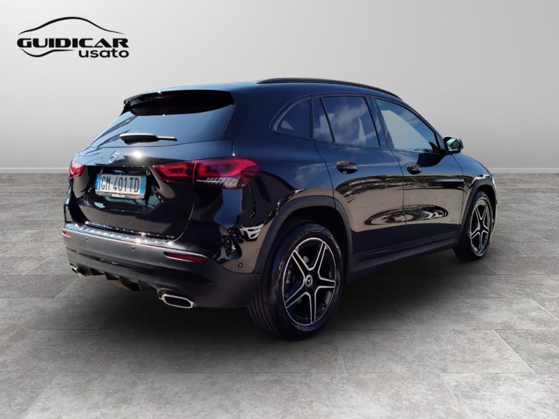 GuidiCar - Mercedes GLA 2023 GLA 200 d Premium auto Usato