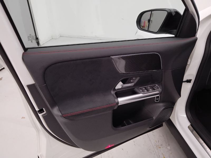 GuidiCar - Mercedes GLA 2023 GLA 200 d Premium auto Usato