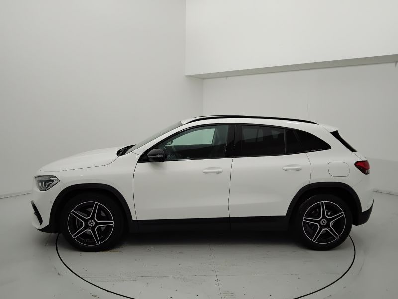 GuidiCar - Mercedes GLA 2023 GLA 200 d Premium auto Usato