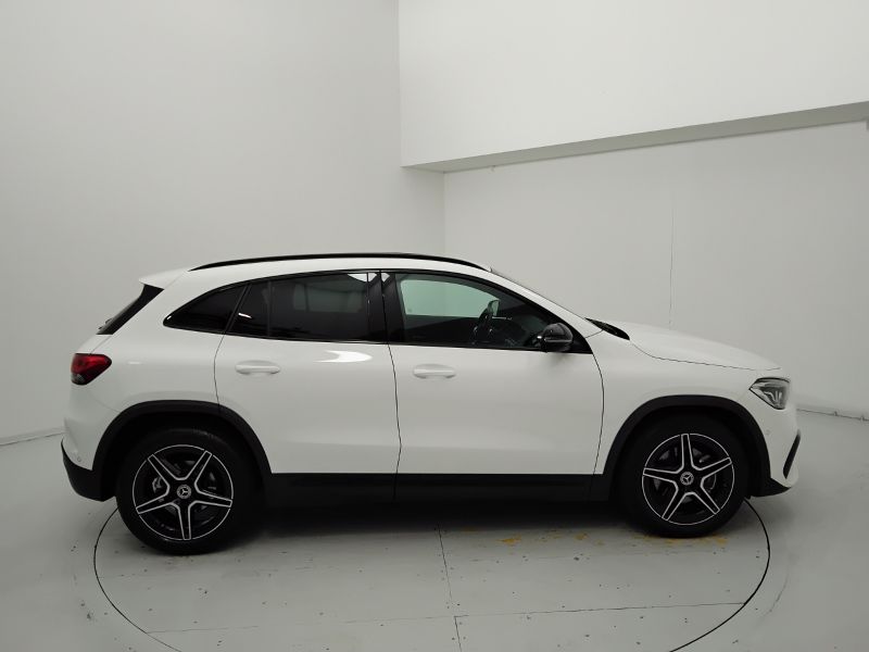 GuidiCar - Mercedes GLA 2023 GLA 200 d Premium auto Usato