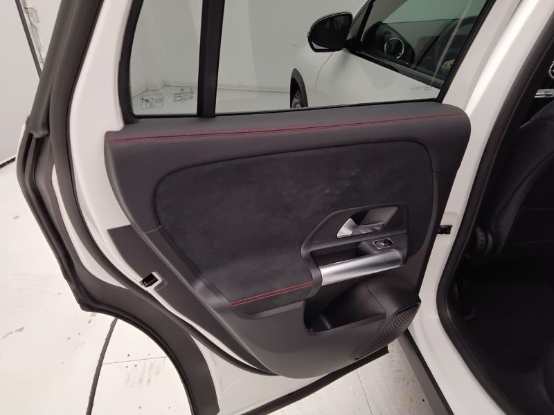 GuidiCar - Mercedes GLA 2023 GLA 200 d Premium auto Usato