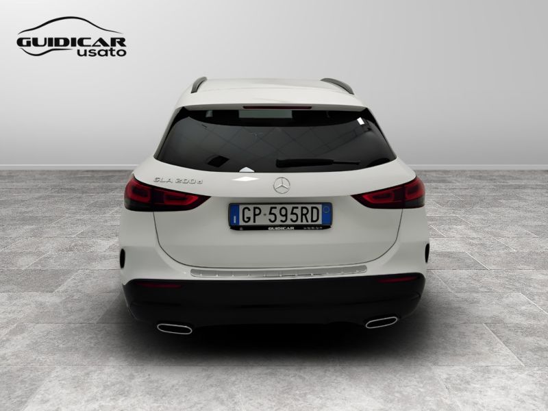 GuidiCar - Mercedes GLA 2023 GLA 200 d Premium auto Usato
