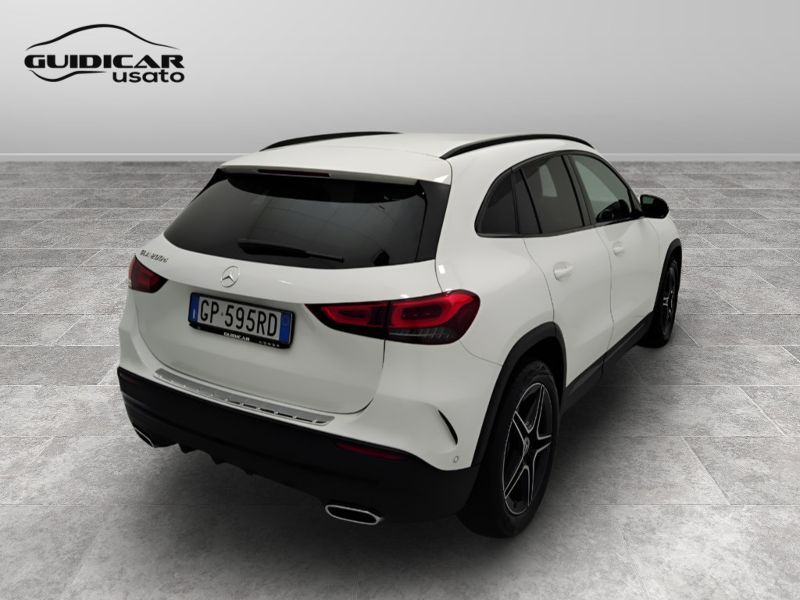 GuidiCar - Mercedes GLA 2023 GLA 200 d Premium auto Usato