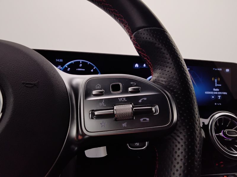 GuidiCar - Mercedes GLA 2023 GLA 200 d Premium auto Usato